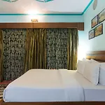 Fabhotel East View