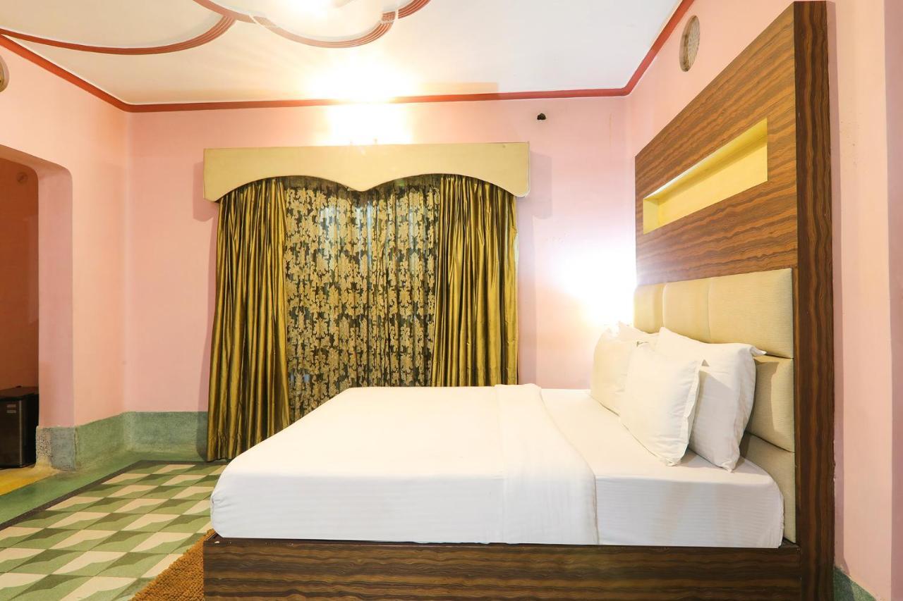 Hotel Fabhotel East View Varanasi